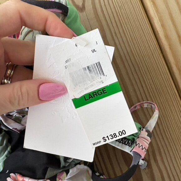 BECCA French Valley High-Leg One-Piece Swimsuit NWT Large - Picture 7 of 8